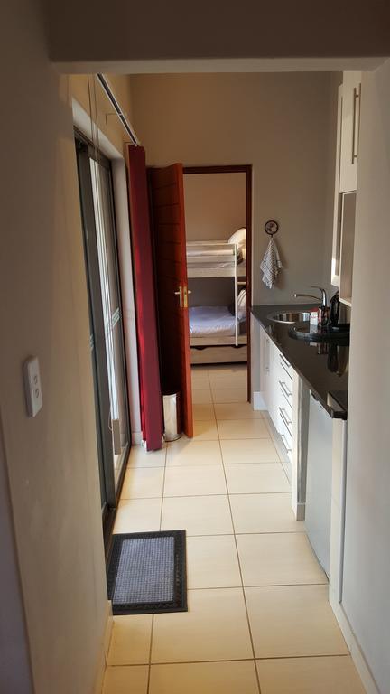 Casa Bianca Guest Lodge Hartbeespoort Værelse billede