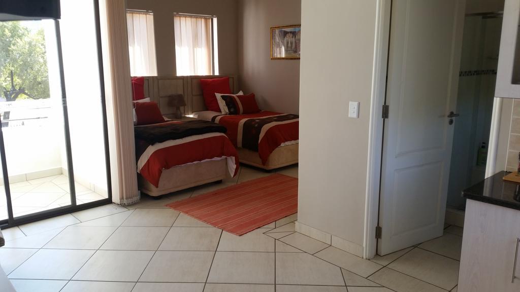 Casa Bianca Guest Lodge Hartbeespoort Værelse billede